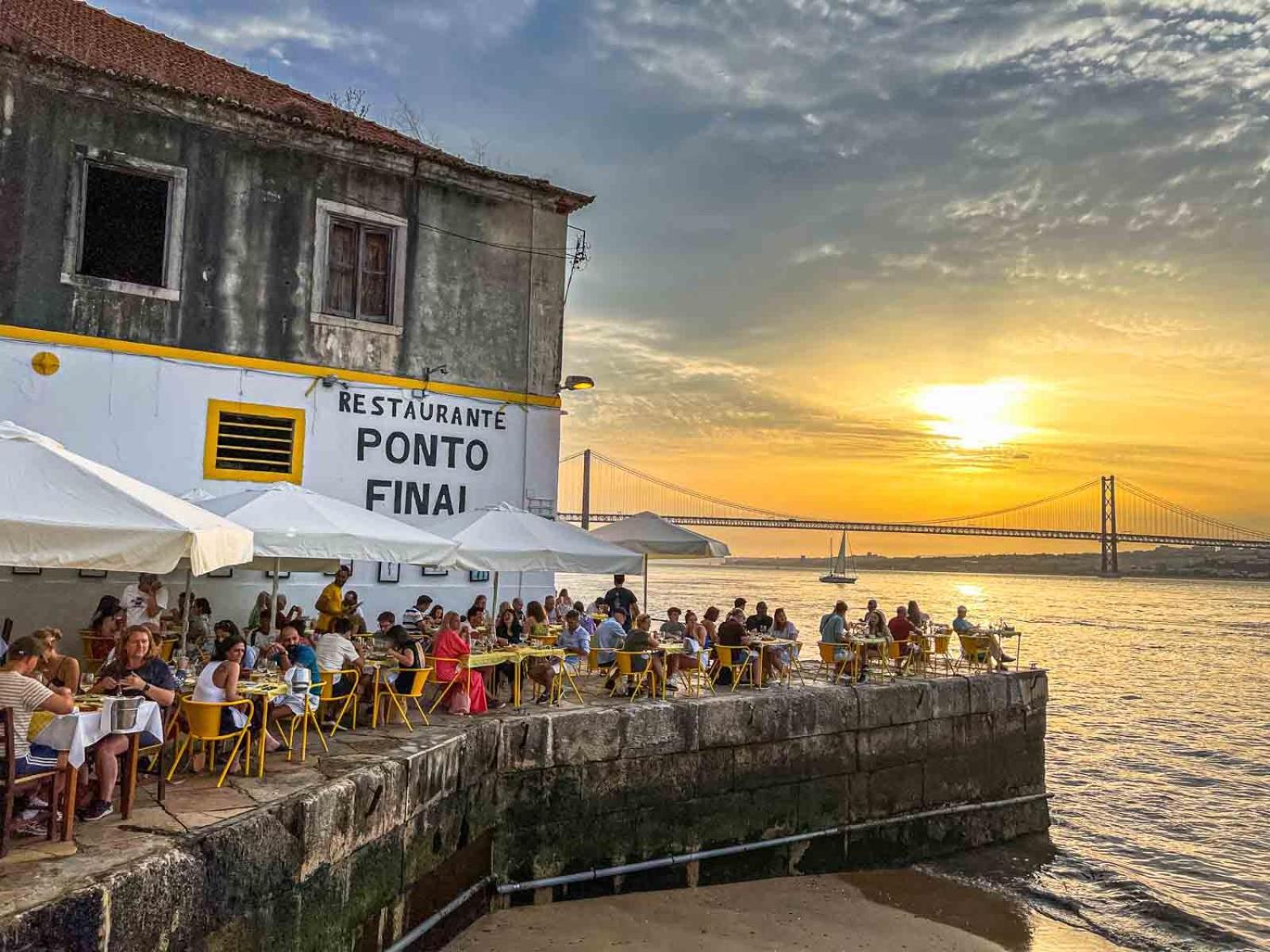 Over The Rainbow Almada Exterior foto